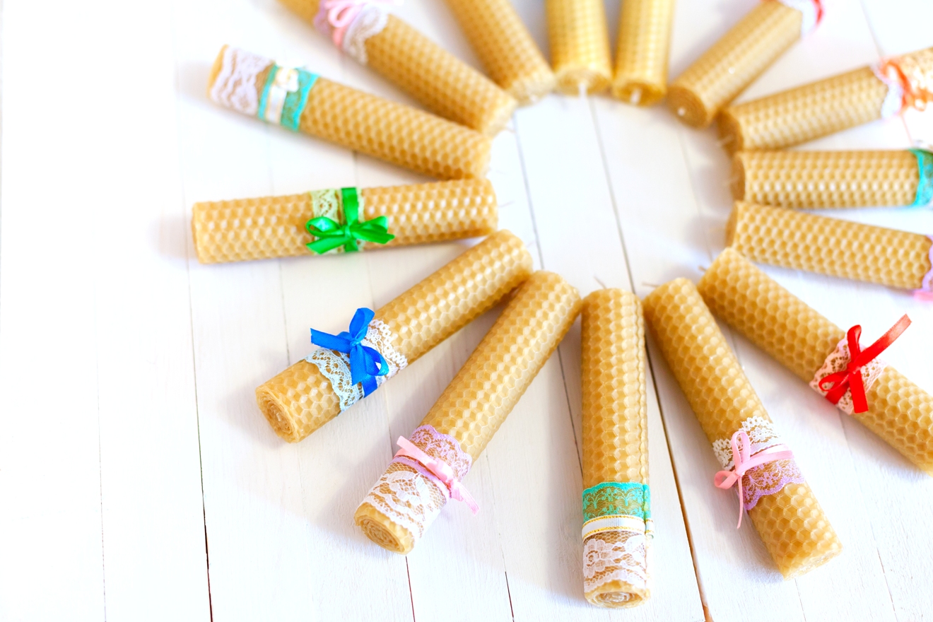 Świece z wosku pszczelego