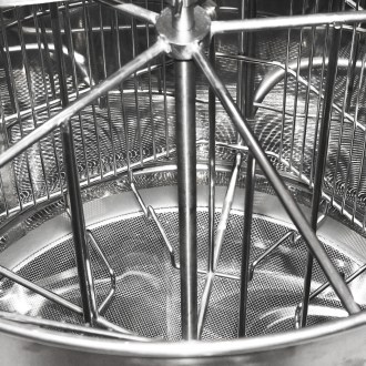 Miodarka z kontenerem Mellarius OptiLine 5/10 R. z 230V el. przez napęd P52