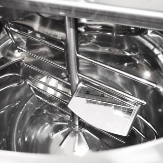 Urządzenie do kremowania z podgrzewaniem Mellarius MaxiLine 230 V poj. 185 kg - automat