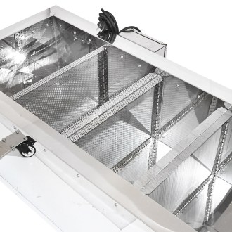 Pojemnik na miód z sitem kaskadowym oraz pokrywą Mellarius