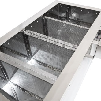 Pojemnik na miód z sitem kaskadowym oraz pokrywą Mellarius